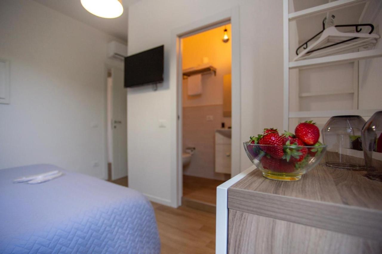 Bed And Breakfast Castello7 Сан Феличе дел Бенако Екстериор снимка