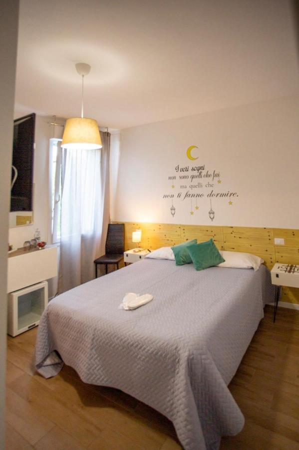Bed And Breakfast Castello7 Сан Феличе дел Бенако Екстериор снимка